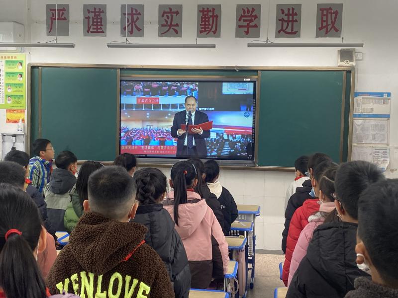 4806c157a42fb56b159dc0ad951bf53.jpg 4806c157a42fb56b159dc0ad951bf53.jpg