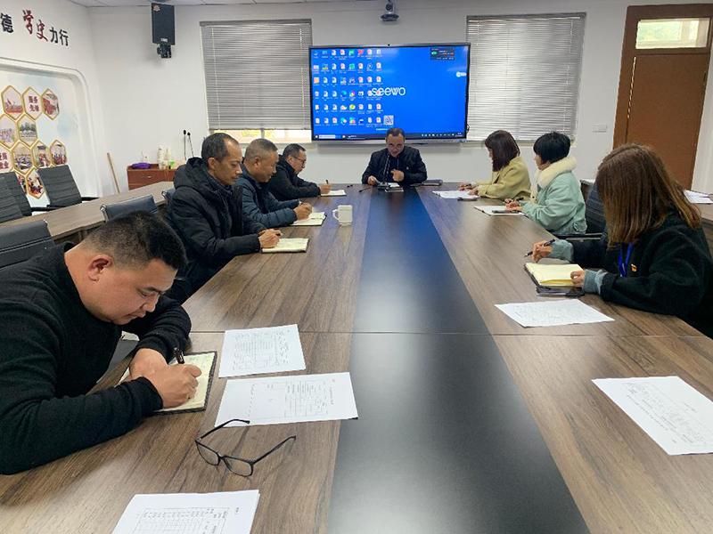 批评与自我批评.jpg 批评与自我批评.jpg