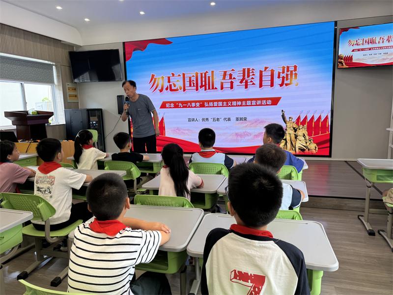 f2f86ab0a7b0f541a358f5fc448c98a_副本.jpg f2f86ab0a7b0f541a358f5fc448c98a_副本.jpg