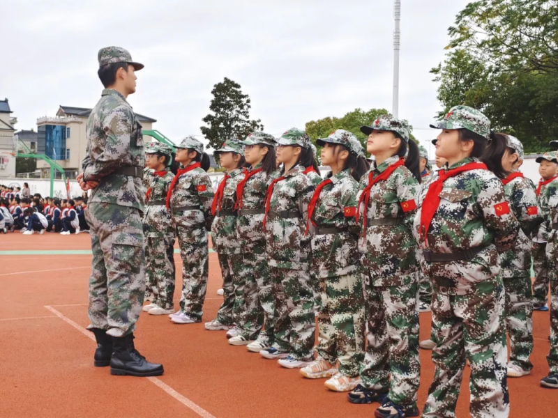 队列训练.png 队列训练.png