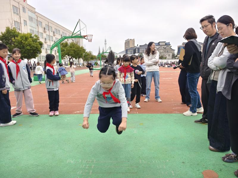 跳远 (2).jpg